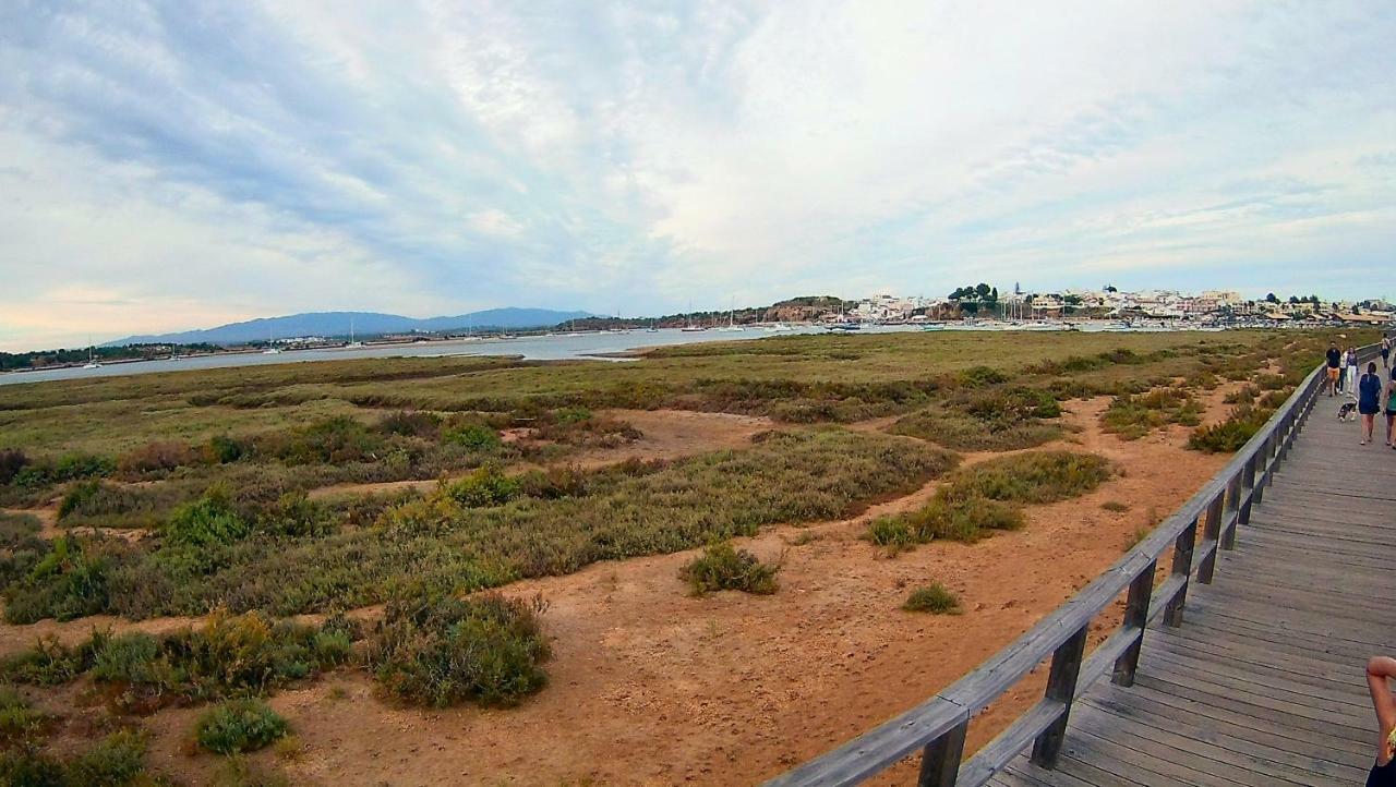 Lovely Apartment Alvor Bagian luar foto